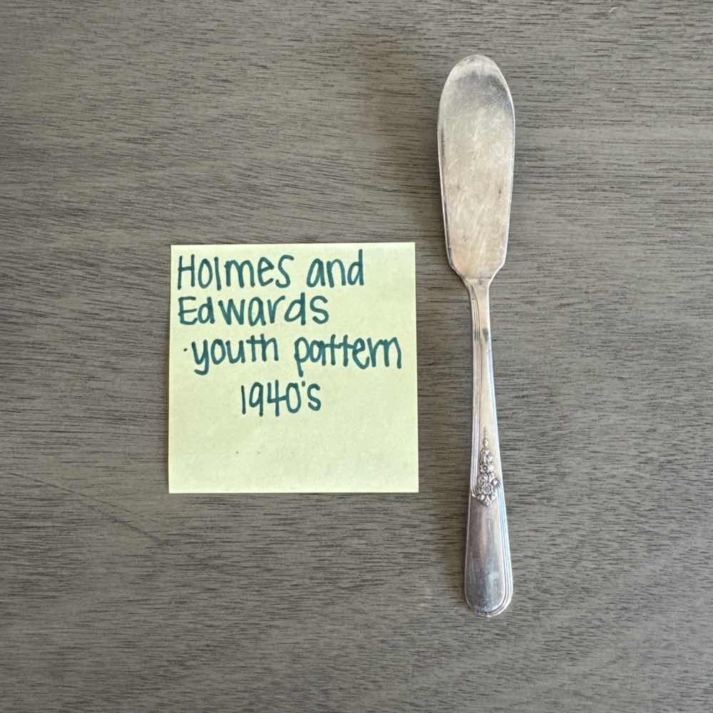 Holmes & Edwards Youth Pattern 1940s‎ Silverplate Butter Spreader Knife
